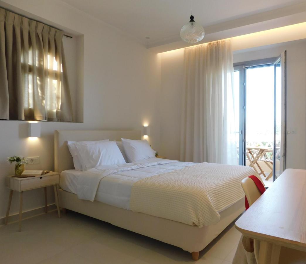 Orea Superior Rooms Kypseli Bagian luar foto