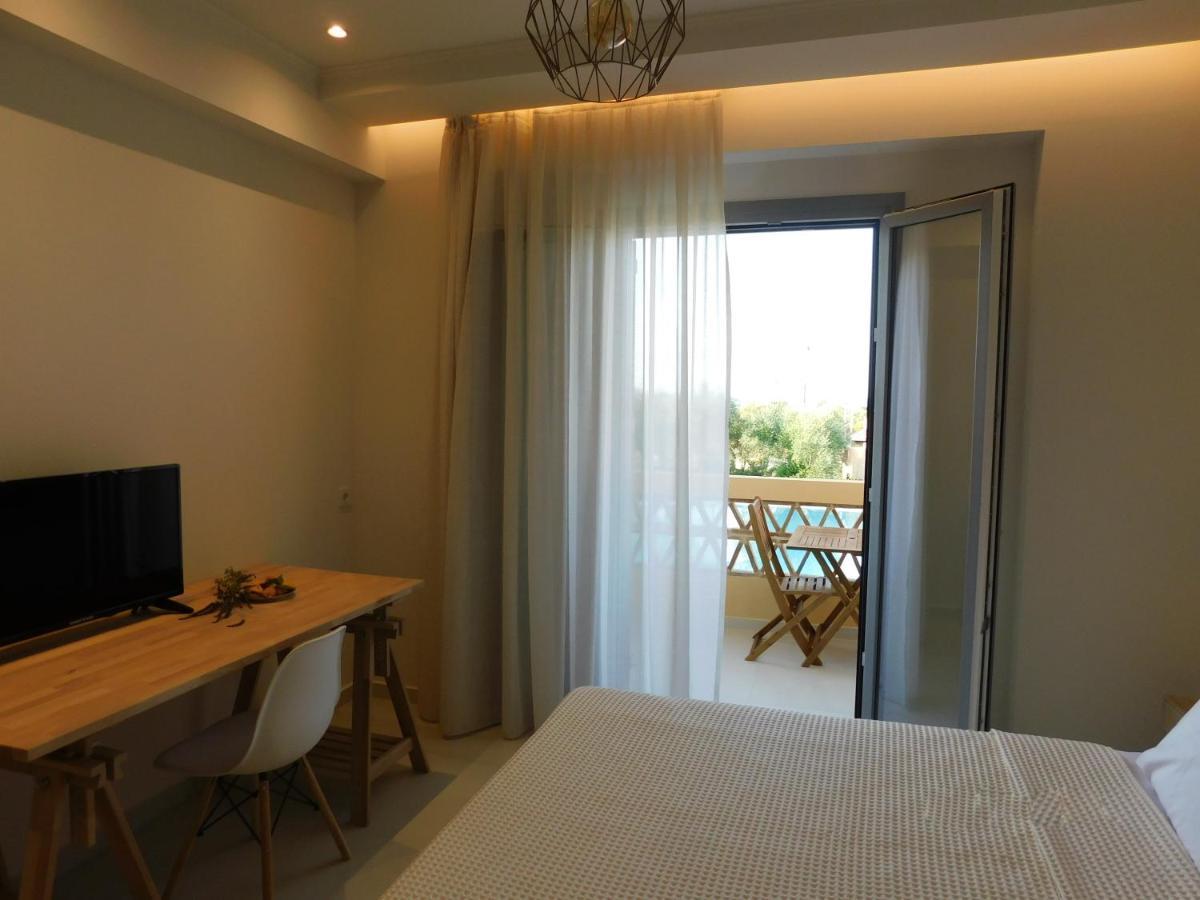 Orea Superior Rooms Kypseli Bagian luar foto