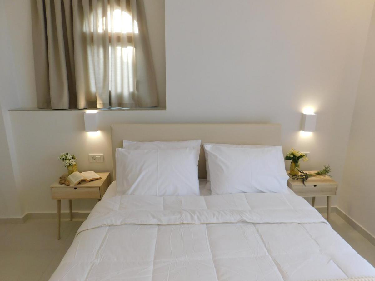 Orea Superior Rooms Kypseli Bagian luar foto