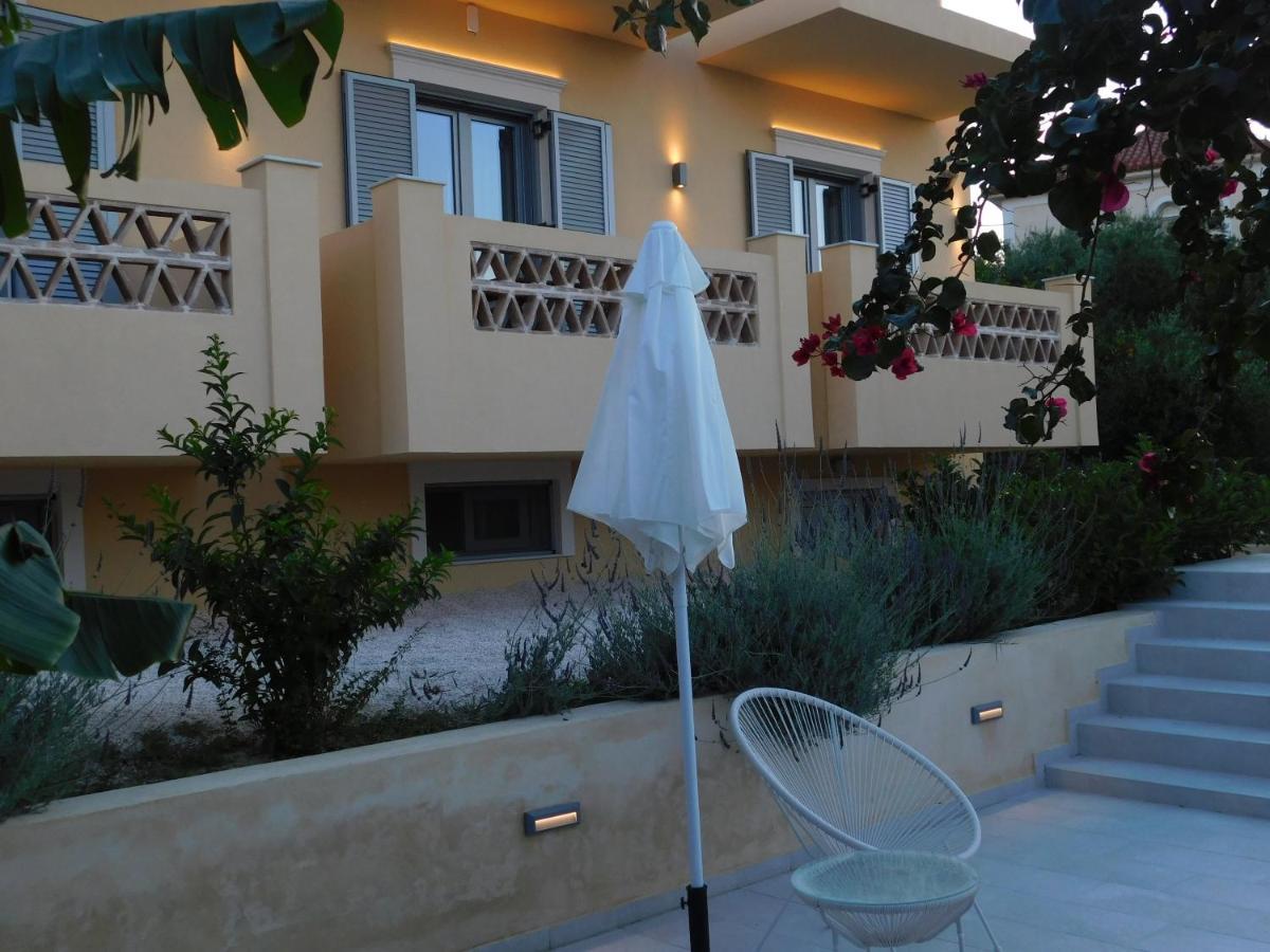 Orea Superior Rooms Kypseli Bagian luar foto