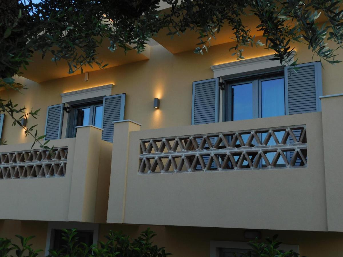 Orea Superior Rooms Kypseli Bagian luar foto
