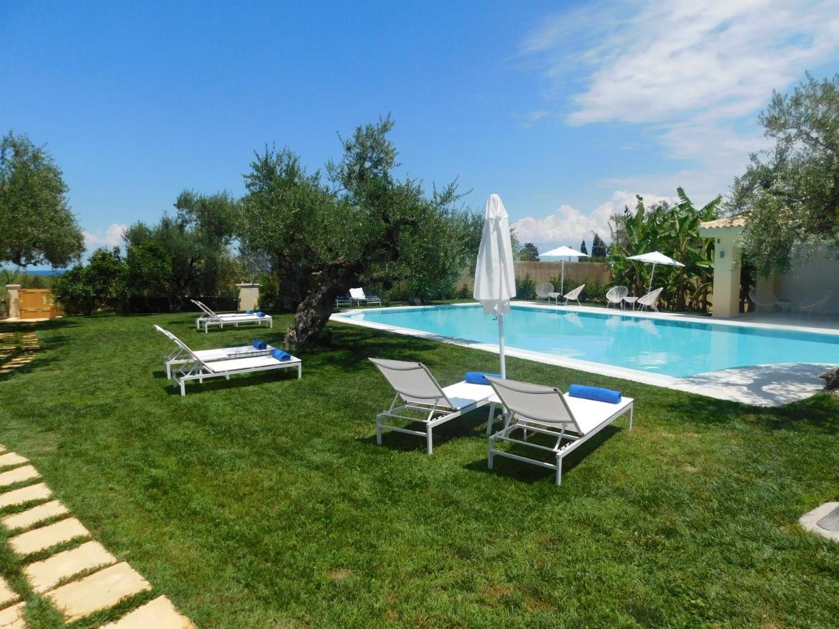 Orea Superior Rooms Kypseli Bagian luar foto